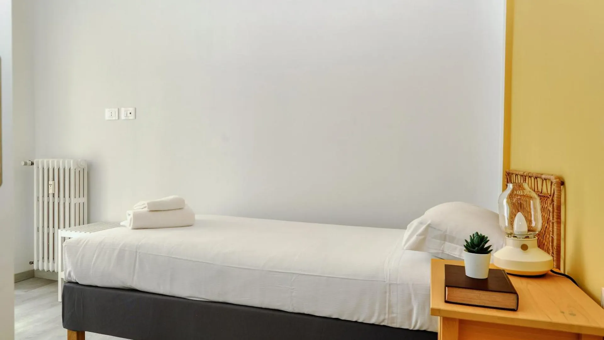 מילאנו Joivy Charming 2Br Flat Near Citylife 0*,  איטליה