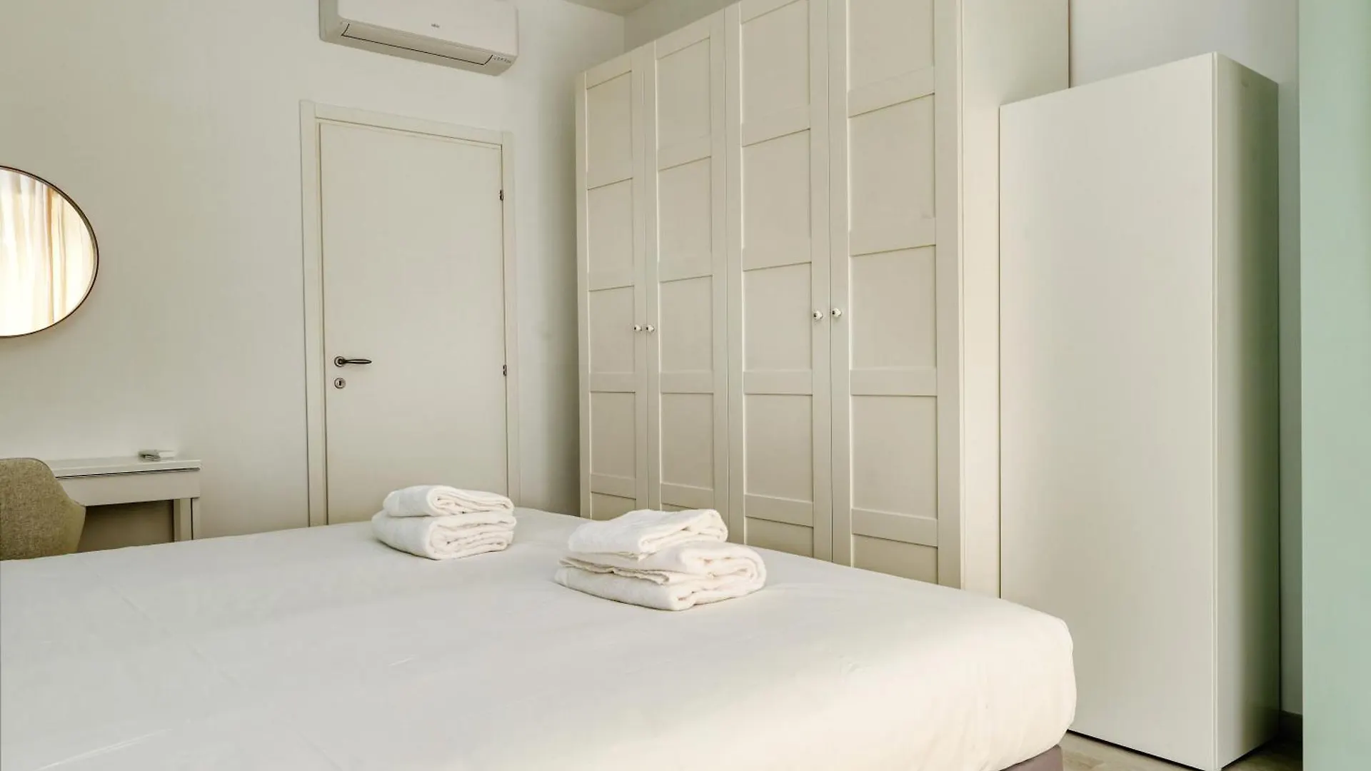 Joivy Charming 2Br Flat Near Citylife Milão 0*,